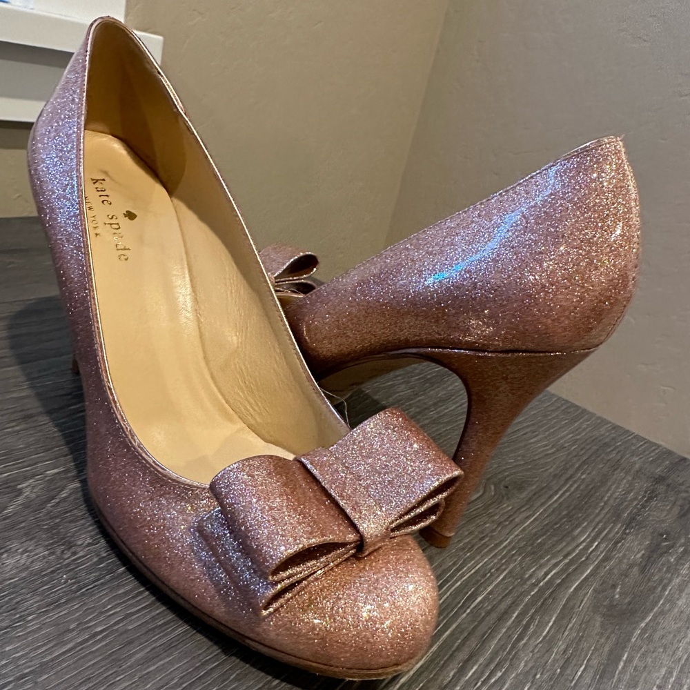 Kate spade gently used sparkle pink heels size 8.5. Heel height 3.5 inches